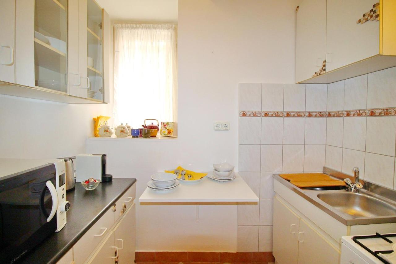 Cosy Castle Apartment Budapest Exterior photo